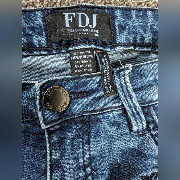 FDJ Floral Embroidered Blue Women's Skinny Jeans size 8 - Picture 2 of 8